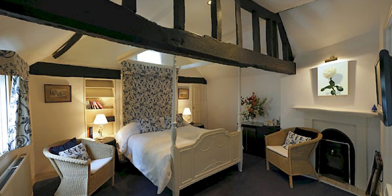 Room 3 at Bath Place Hotel, Oxford, Bath Place Hotel, Oxford (Photo courtesy of Bath Place Hotel)