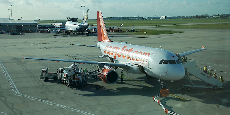 easyJet and Ryanair both use Stansted Airport (Photo by Aero Icarus)