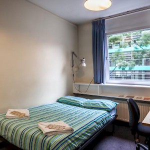 A room at the LSE Carr-Saunders Hall dorm (Photo courtesy of the LSE)