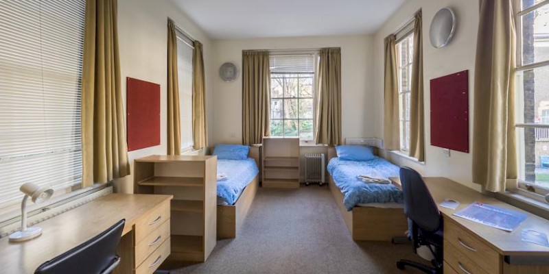 A room at the London School of Economics's Passfield Hall dorm near the British Museum (Photo courtesy of the LE)