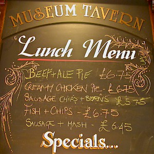 A pub is a great place to grab a fast, inexpensive, genuinely British lunch (Photo Â© Reid Bramblett)