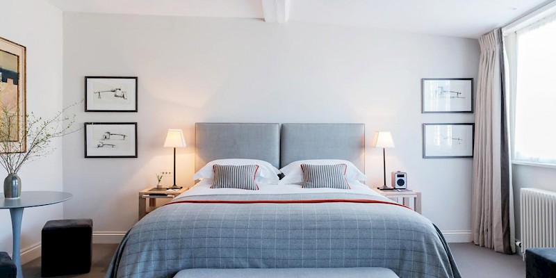 A suite bedroom at the Old Bank Hotel, Oxford (Photo courtesy of the hotel)